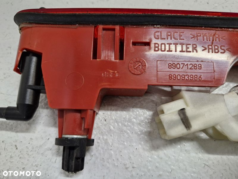 CITROEN BERLINGO PARTNER II III TRZECIE 3 ŚWIATŁO STOPU 9682830180 9688528980 - 6