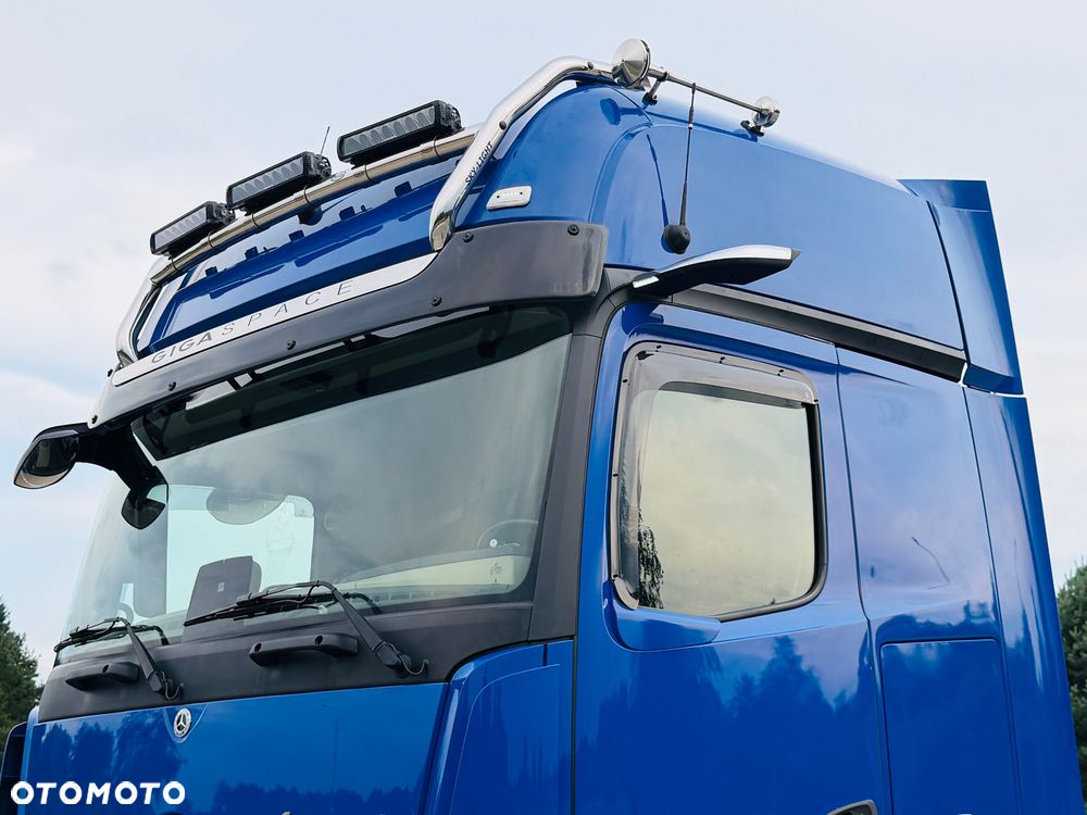 Mercedes-Benz Actros L 1853 Giga Space style Line pełna opcja, masaże, cały na poduszkach, full Led, hydraulika, z Niemiec 2022/23 - 9