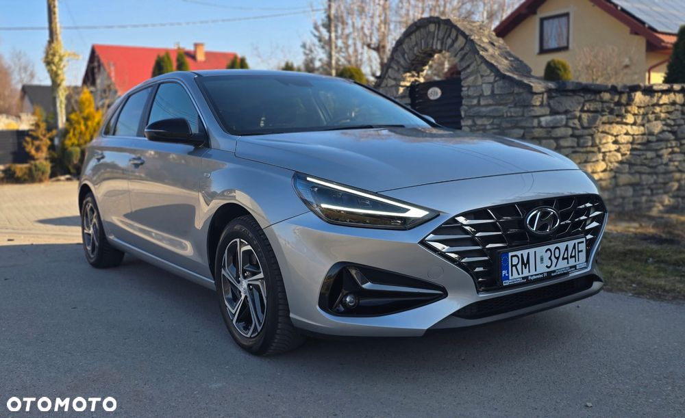 Hyundai i30 1.6 T-GDI Smart DCT - 1