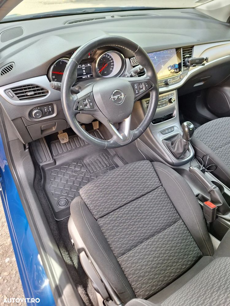 Opel Astra - 4