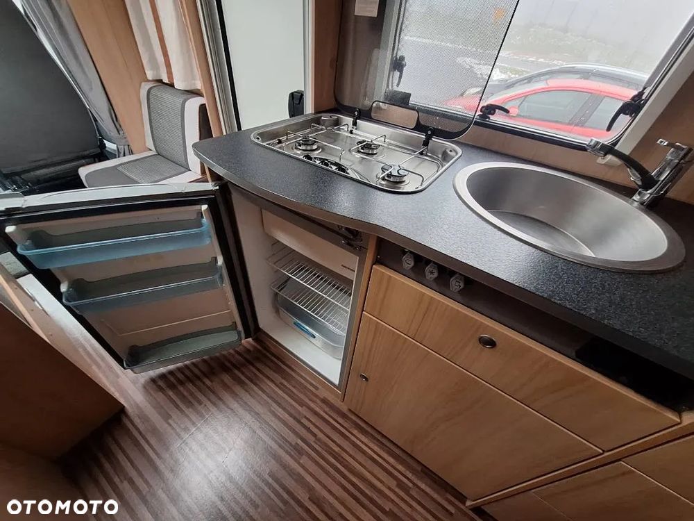 Carado T344 półintegra klimatyzacja - 11