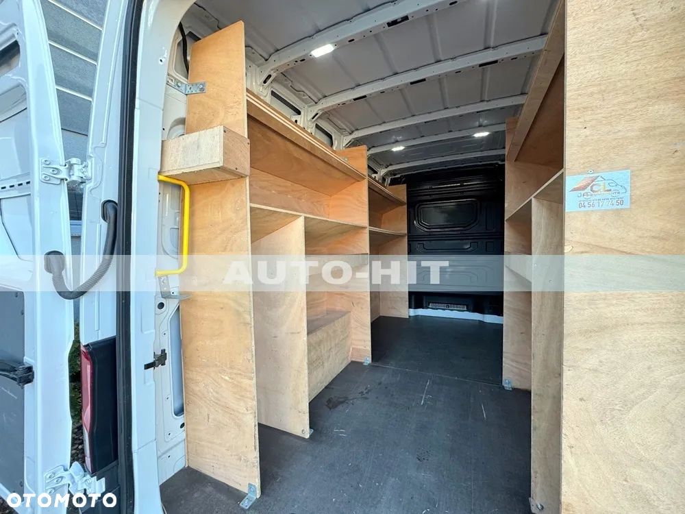Volkswagen Crafter - 17
