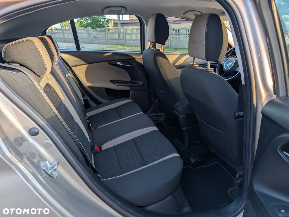 Fiat Tipo 1.4 T-Jet Lounge - 11