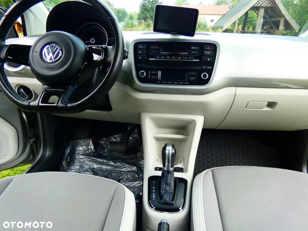 Volkswagen up! e-up - 15