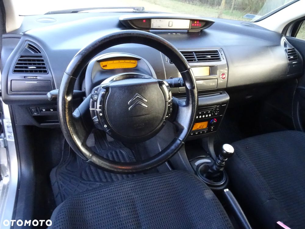 Citroën C4 Coupe 2.0 HDi FAP VTR Plus - 6