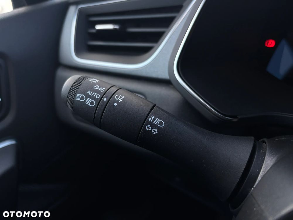 Renault Captur - 19