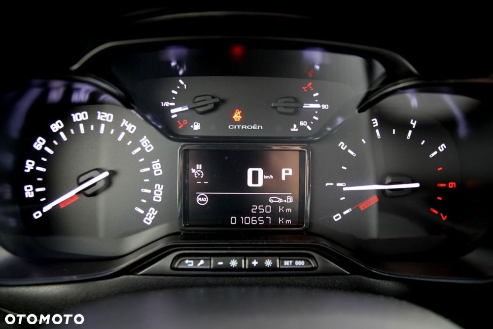 Citroën C3 1.2 PureTech Shine EAT6 - 19