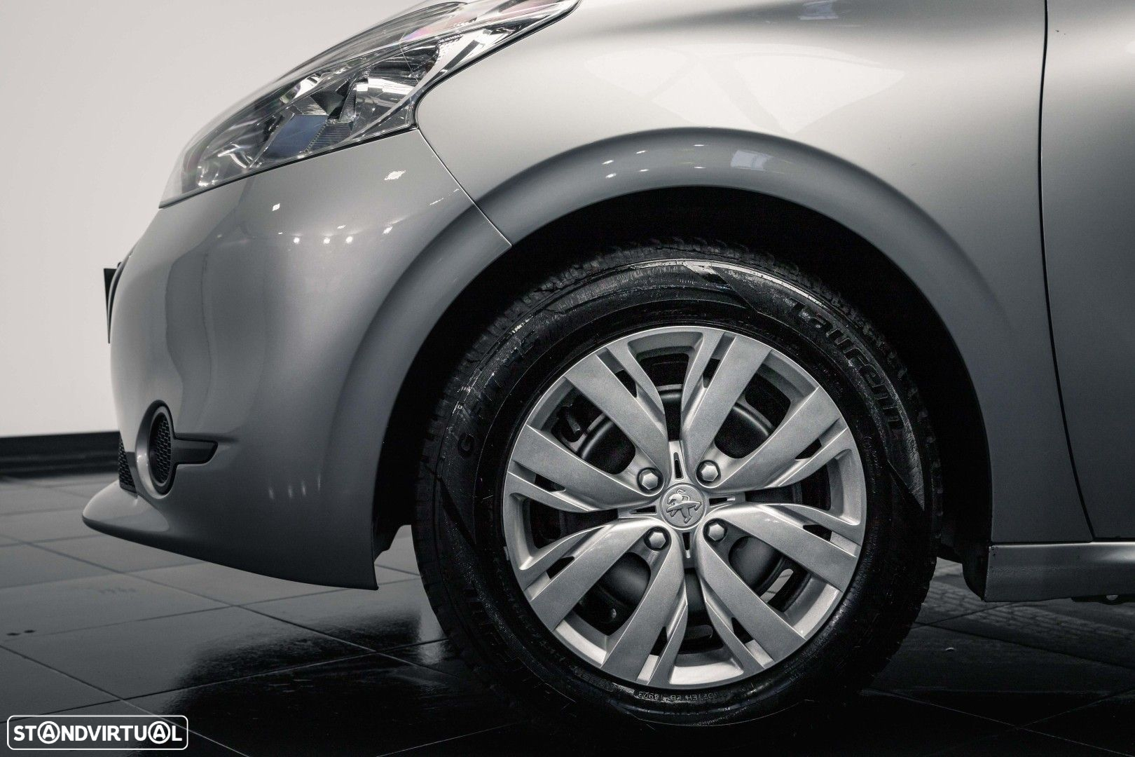 Peugeot 208 1.2 VTi Access - 18