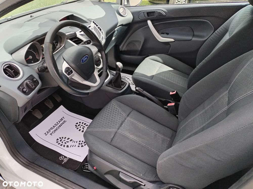 Ford Fiesta - 20