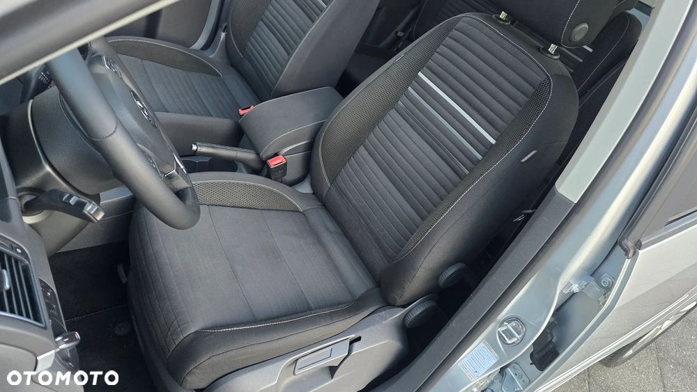 Volkswagen Touran 2.0 TDI DPF Cup - 22