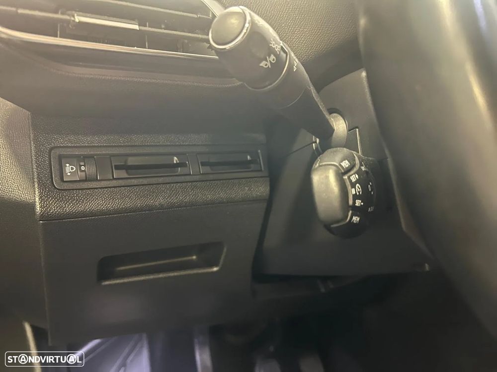 Peugeot 3008 1.5 BlueHDi Allure - 6
