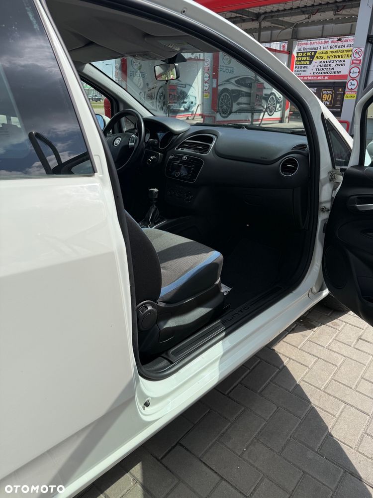 Fiat Punto - 18