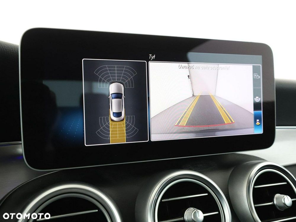 Mercedes-Benz Klasa C 220 d 9G-TRONIC AMG Line - 25