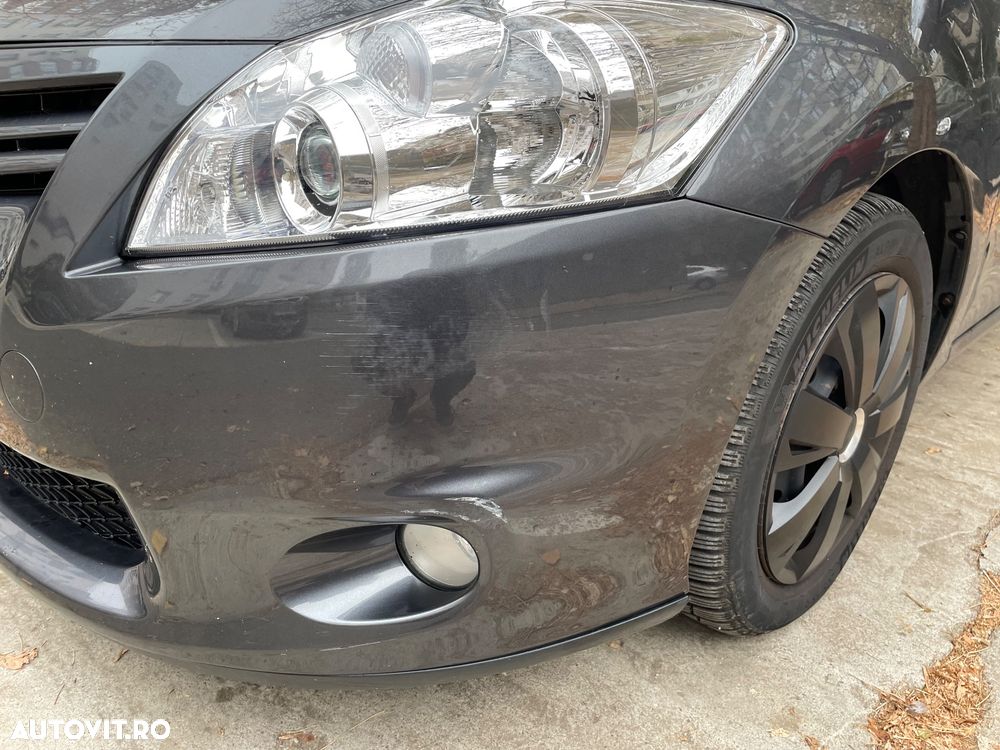 Toyota Auris - 16