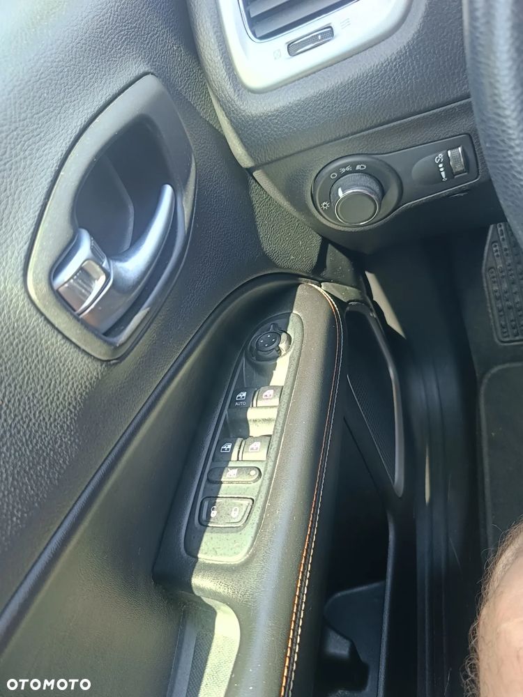 Jeep Compass - 13