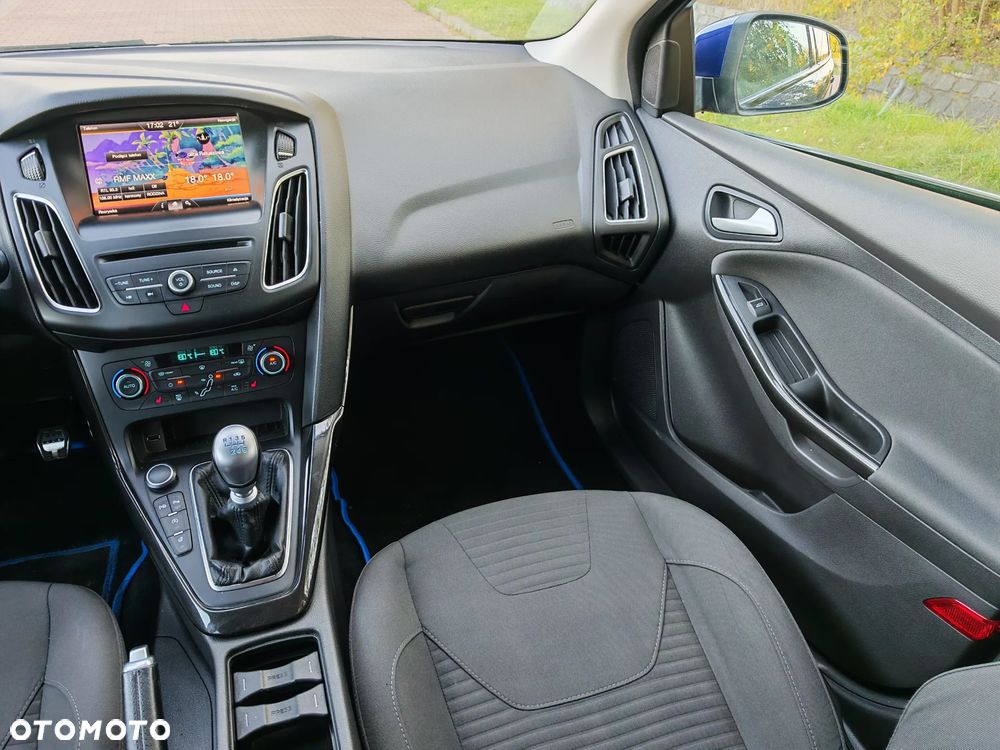 Ford Focus 1.0 EcoBoost ST-Line ASS - 19