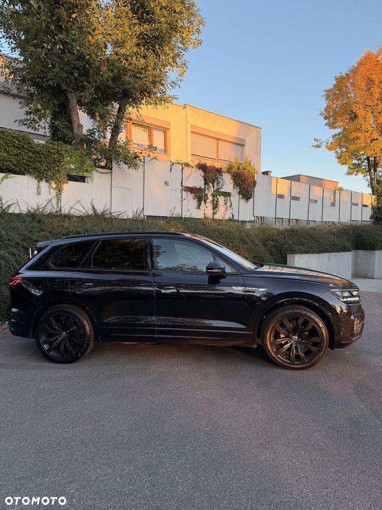 Volkswagen Touareg 2020 photo 3