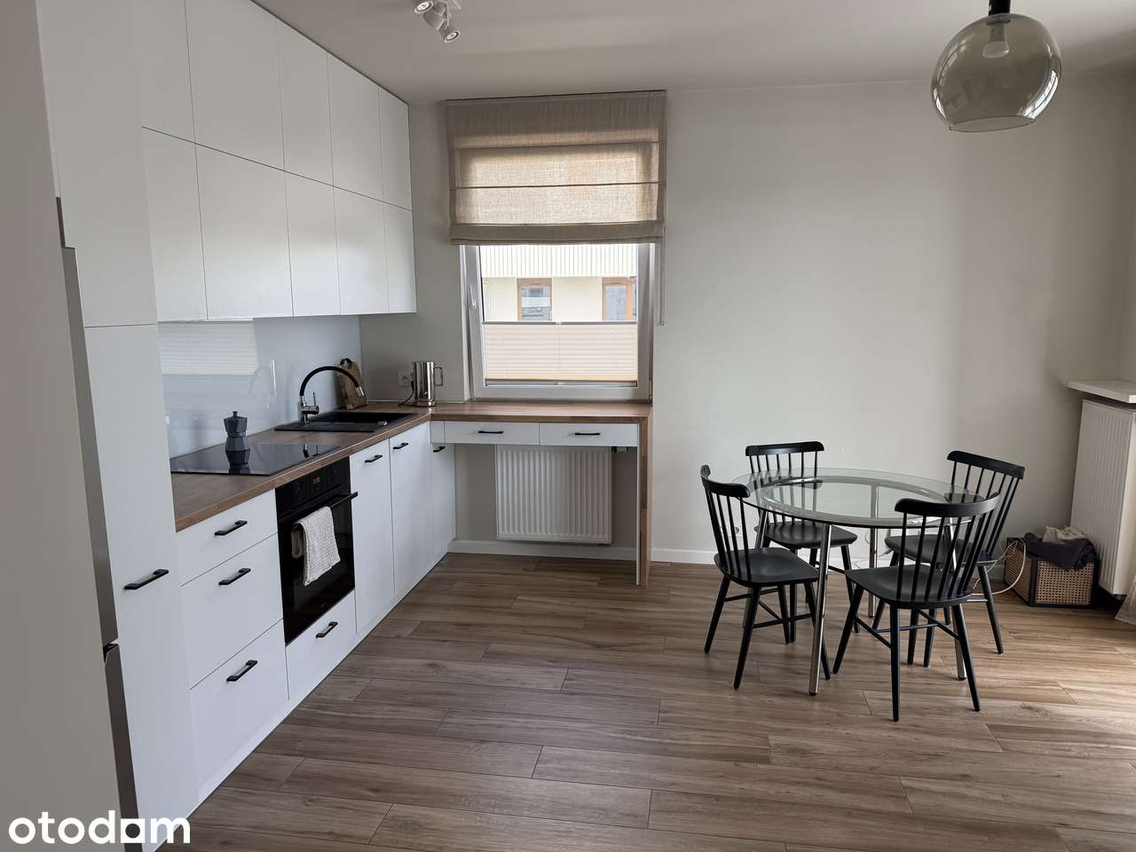 Mieszkanie 37,5 m² z dużym balkonem i klimatyzacją - Gocław