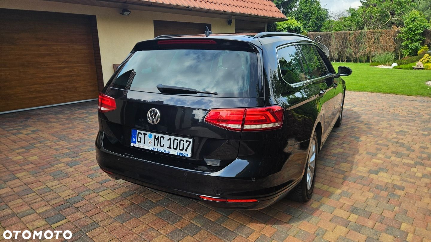 Volkswagen Passat Variant 2.0 TDI SCR Highline - 9