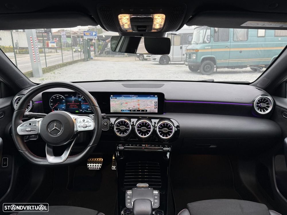Mercedes-Benz A 250 Limousine e AMG Line - 39