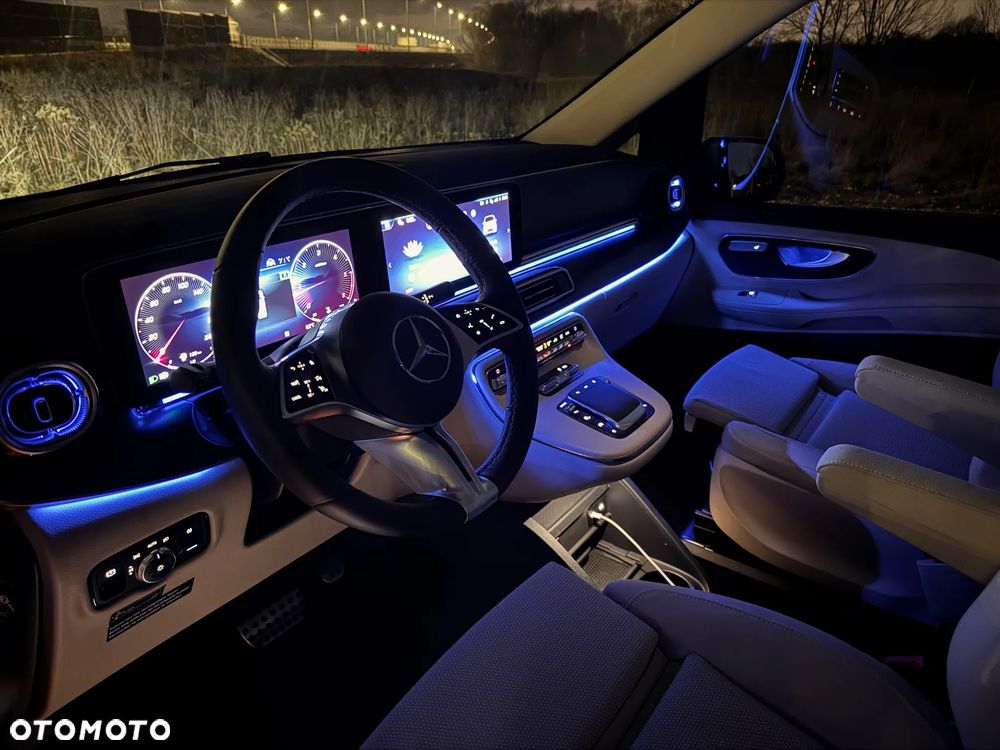 Mercedes-Benz Klasa V 300 d 4-Matic 9G-Tronic Exclusive (d³ugi) - 34