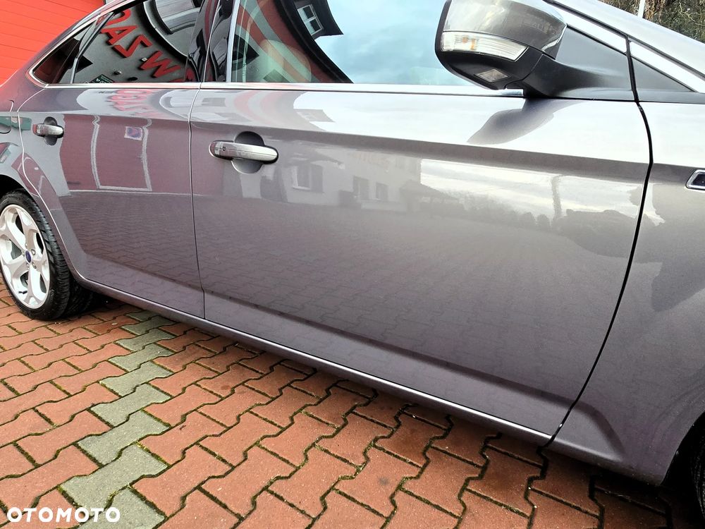 Ford Mondeo 2.0 T Titanium - 17