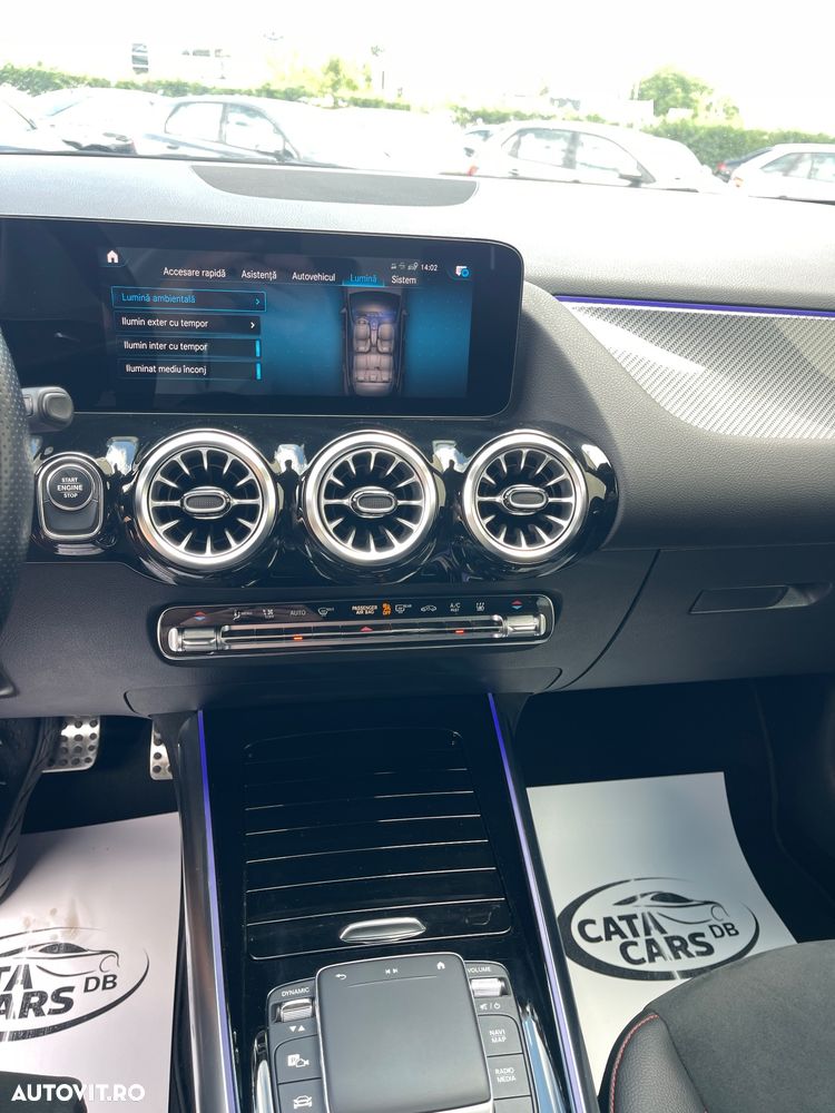 Mercedes-Benz GLA - 36