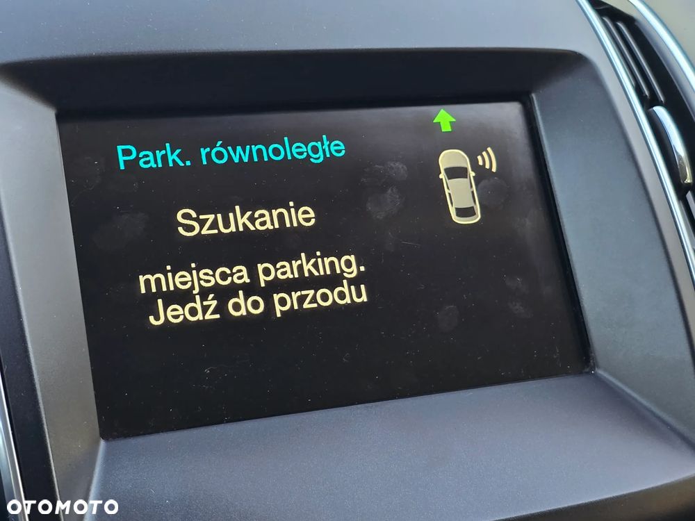 Ford S-Max 2.0 TDCi Titanium PowerShift - 24