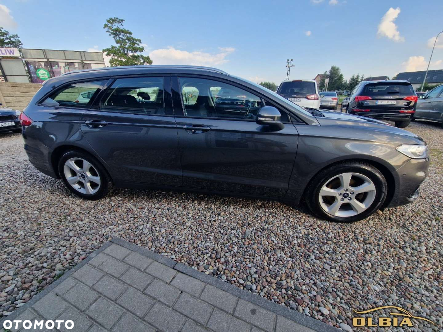 Ford Mondeo - 12