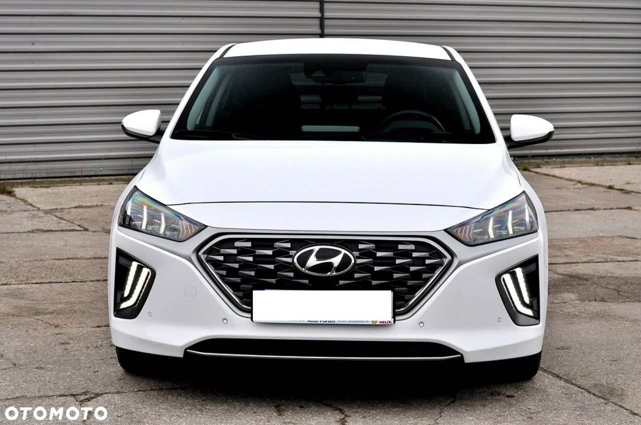 Hyundai IONIQ hybrid Premium - 36