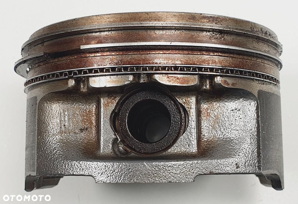 TŁOK JAGUAR S-TYPE 3.0 V6 X4E6F095 - 3