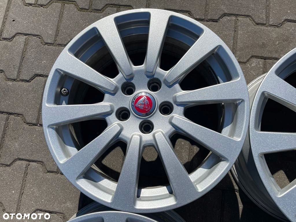 Felgi Aluminiowe Jaguar XE X760 , XF X260 7.0" x 17" 5x108 ET 48,5 - 2