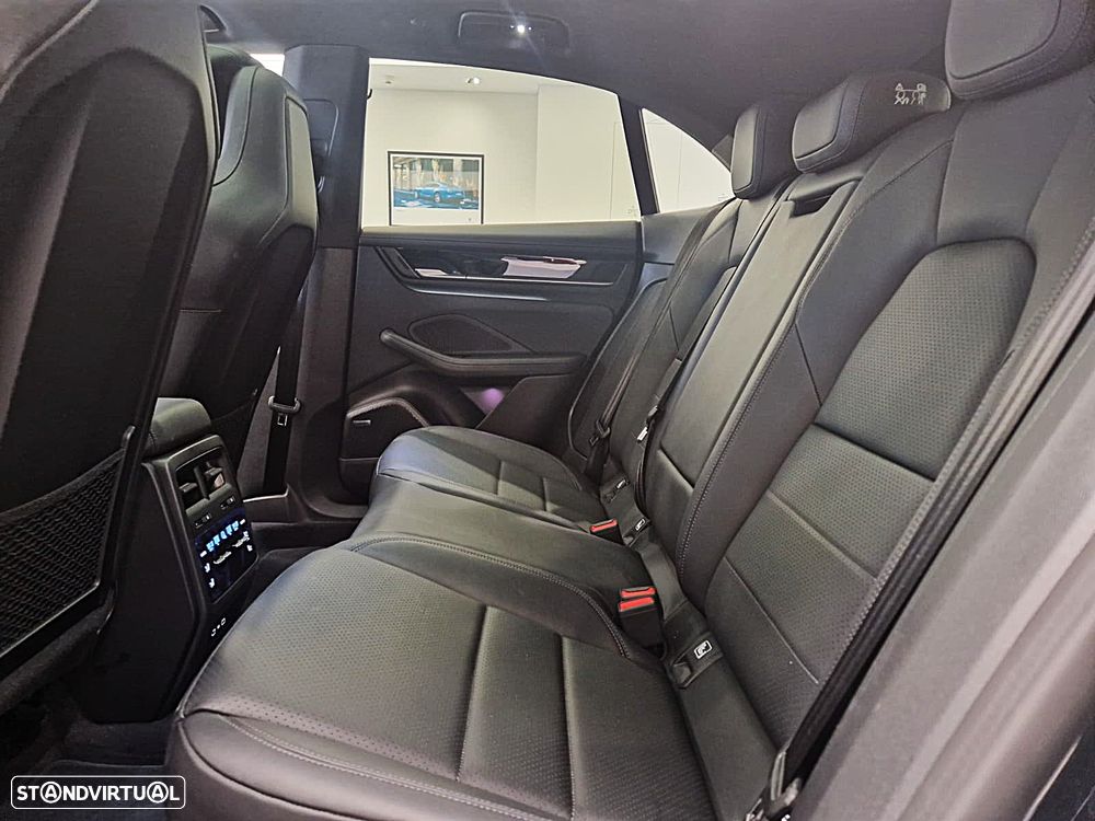 Porsche Macan Electric 4 - 29