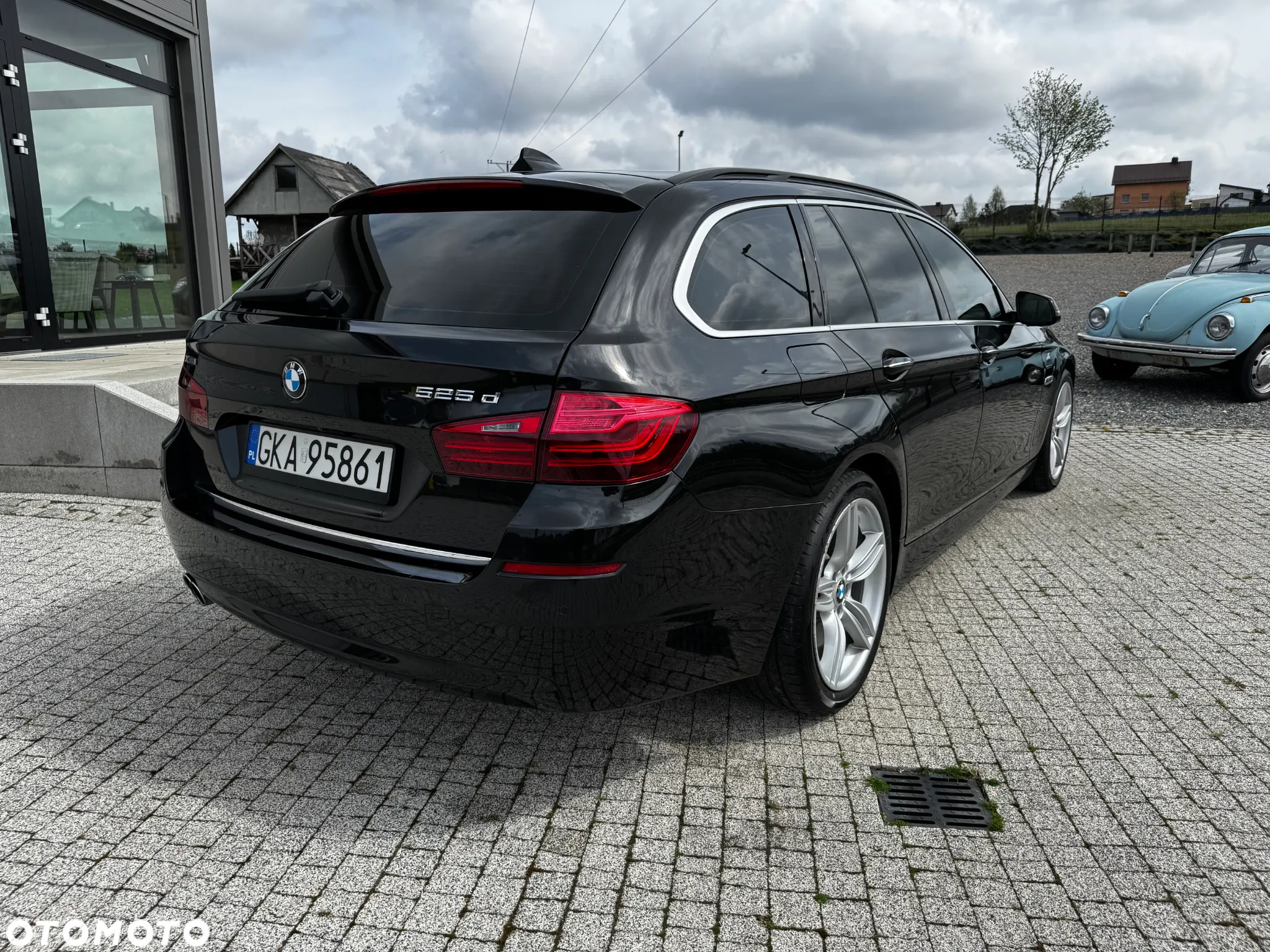 BMW Seria 5 525d Touring Luxury Line - 9