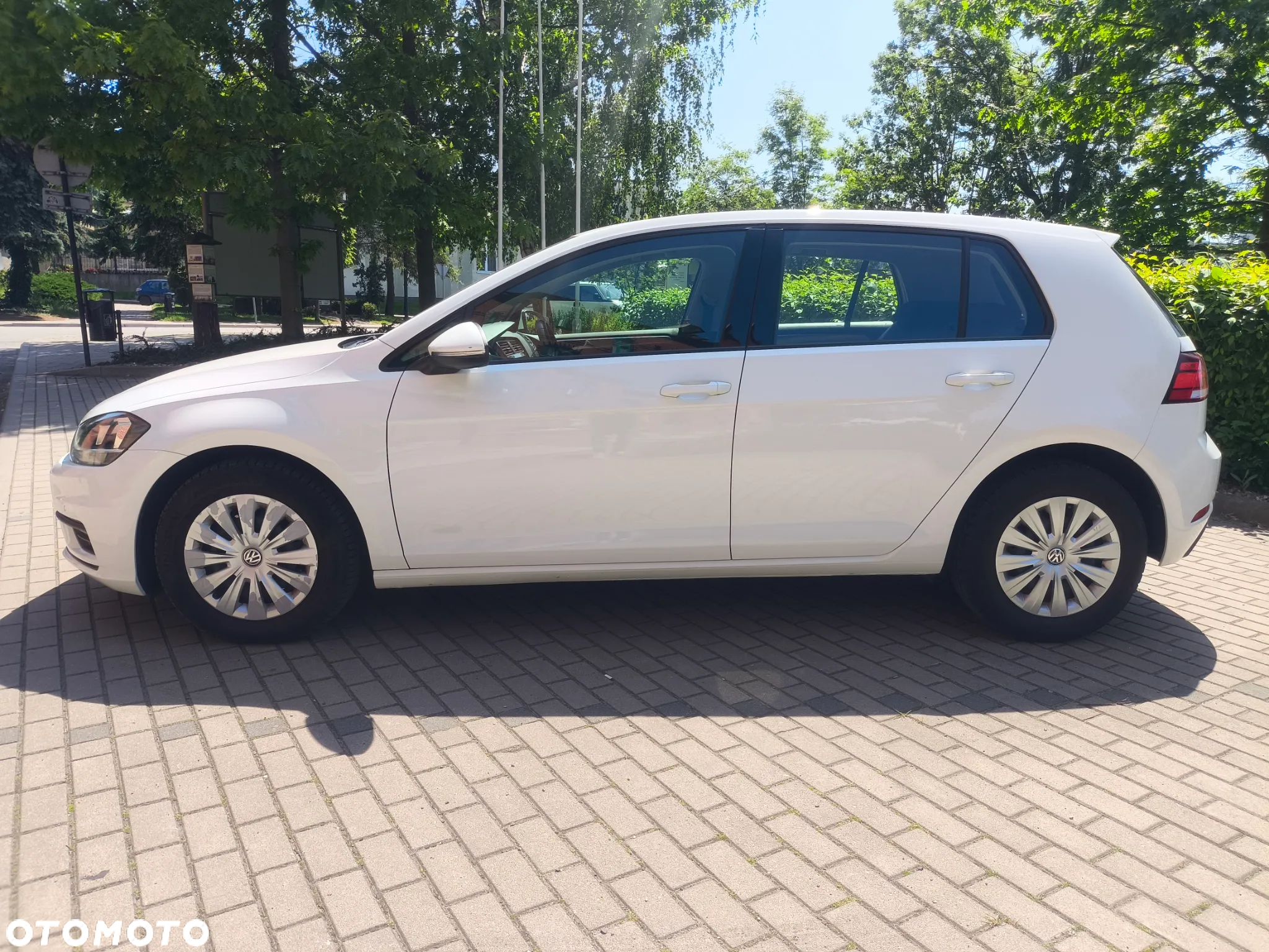 Volkswagen Golf VII 1.6 TDI BMT Trendline - 5
