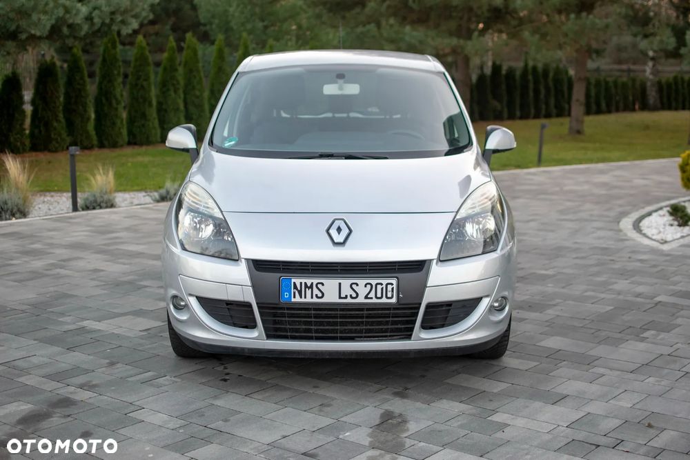 Renault Scenic - 10