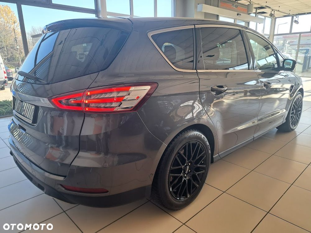Ford S-Max 2.0 TDCi Titanium PowerShift - 6