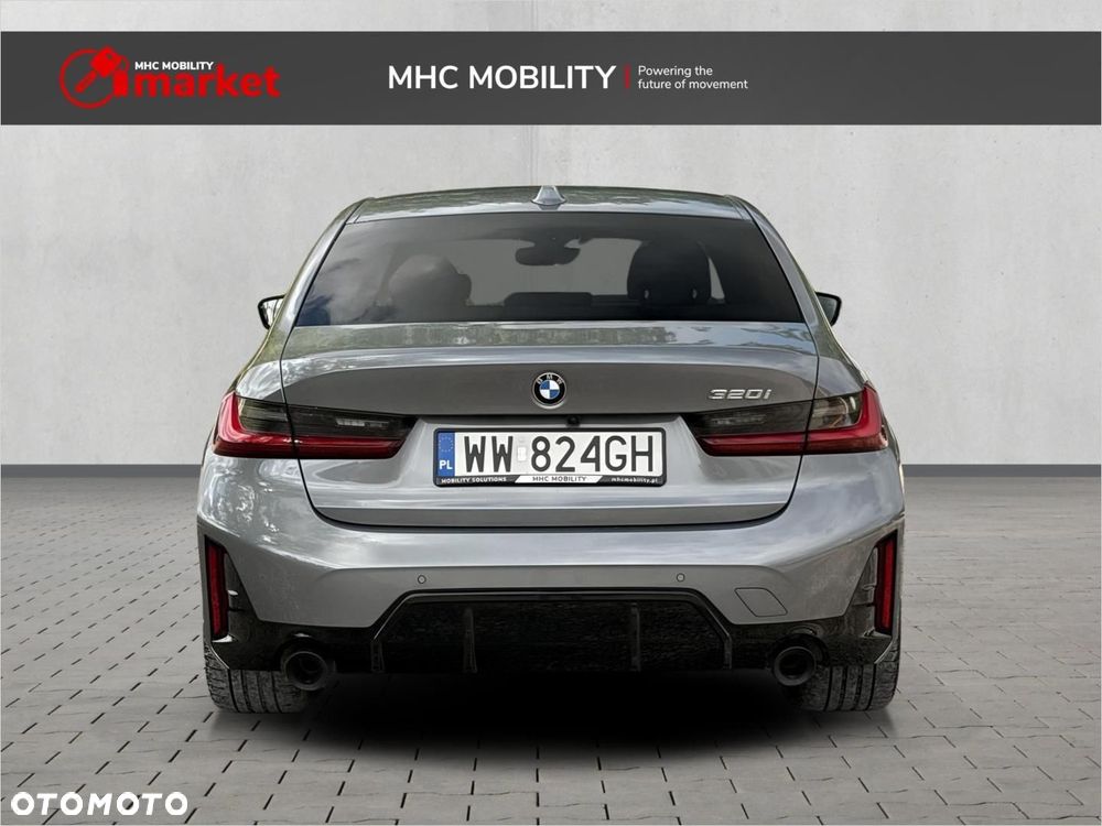 BMW Seria 3 320i M Sport - 5
