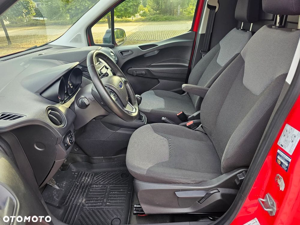 Ford TRANSIT Courier - 14