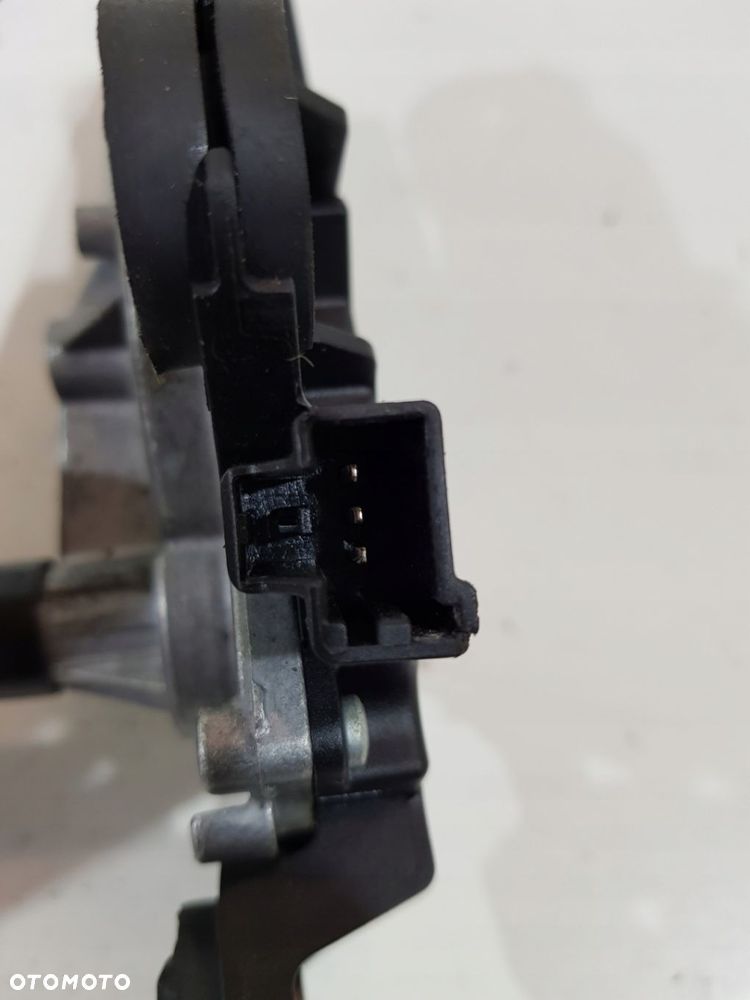 SILNICZEK WYCIERACZKI TYŁ FORD CMAX 3M51R17K441 - 6