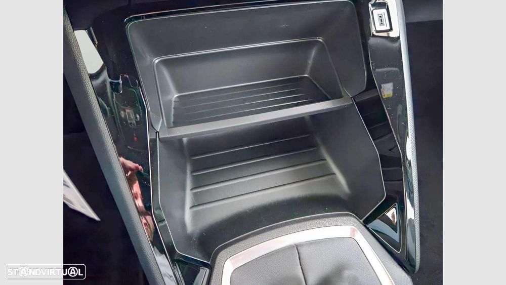 Peugeot 2008 1.2 PureTech Style - 16