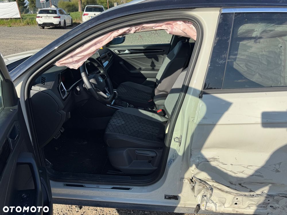 Volkswagen T-Roc 2.0 TDI SCR 4MOTION DSG R-Line - 29