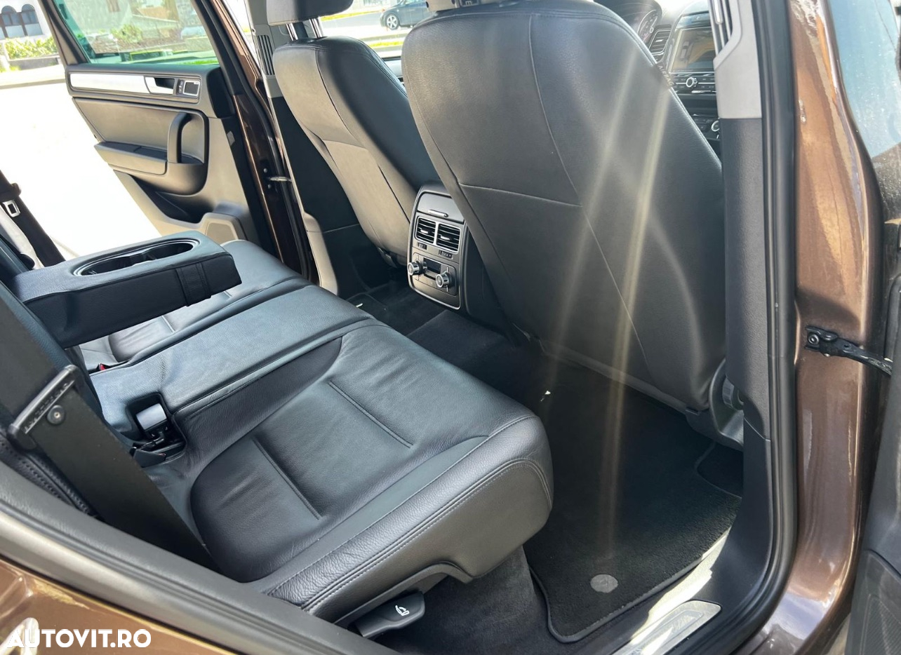 Volkswagen Touareg 3.0 V6 TDI Blue Motion DPF Automatik Exclusive Terrain Tech - 19