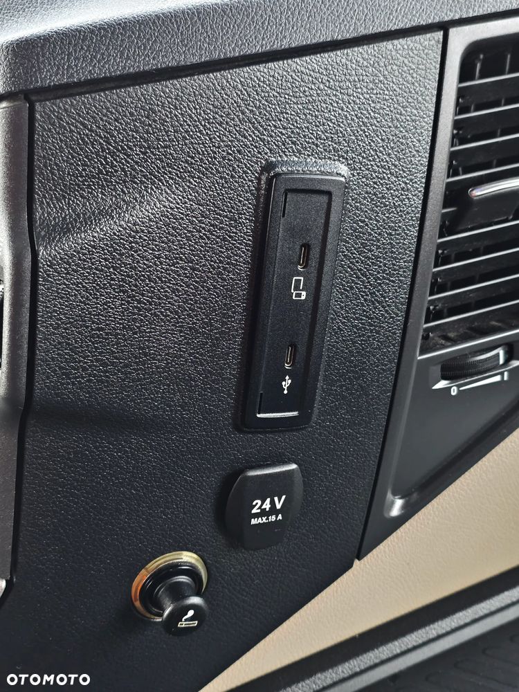 Mercedes-Benz ACTROS MP5 1853 / Salonka / Aktywny asystent kierowania / Klima postojowa - 18