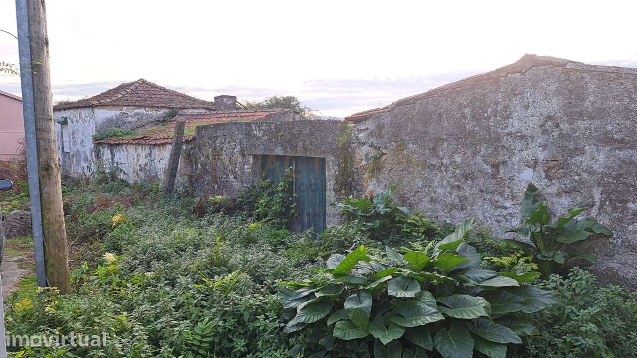 Terreno com moradia para restauro - Grande imagem: 3/15