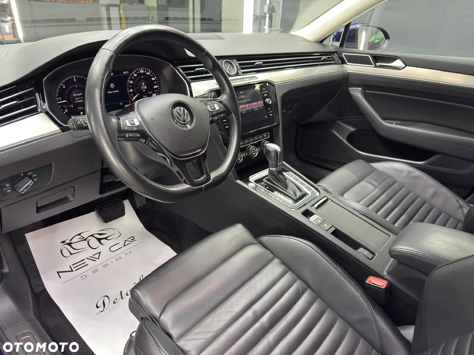 Volkswagen Passat Variant 2.0 TDI SCR DSG Highline - 28