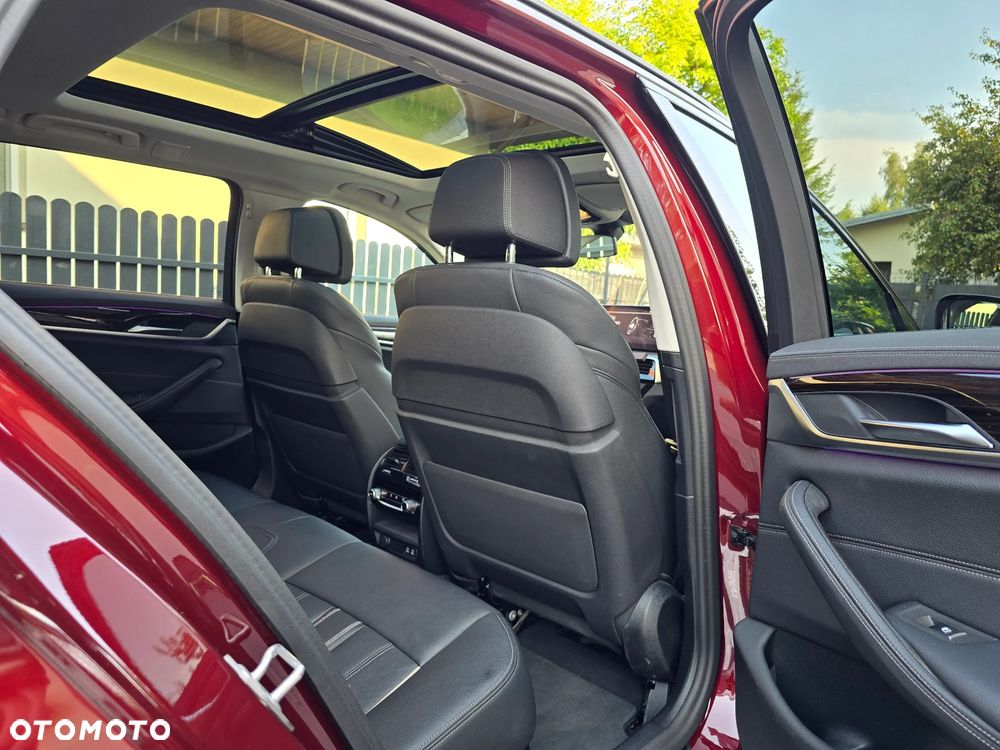 BMW Seria 5 530d mHEV Luxury Line sport - 13