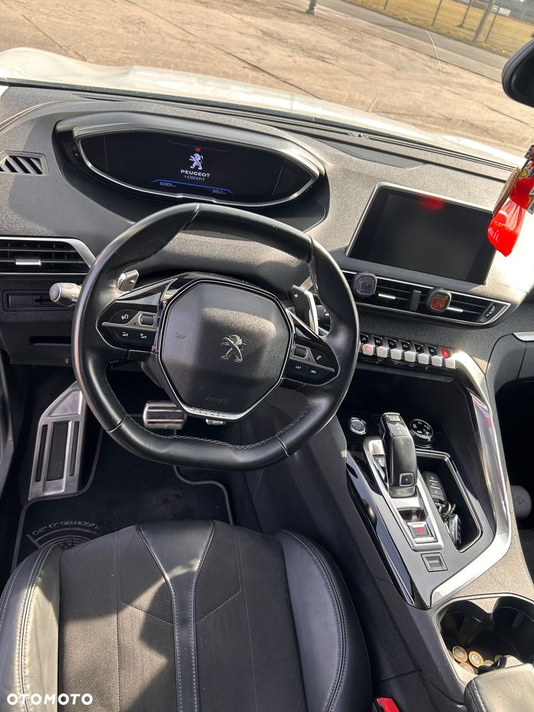Peugeot 3008 PureTech 130 Stop & Start GPF EAT8 Allure - 9