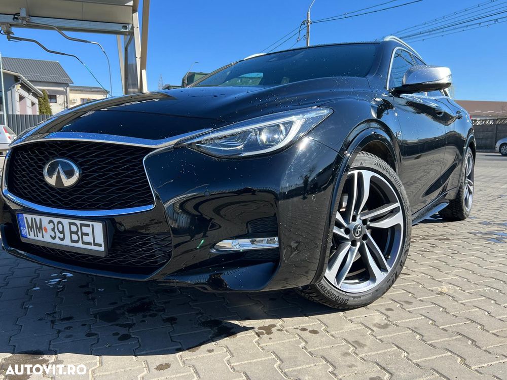 Infiniti Q30 2.2d DCT AWD Sport City Black - 8