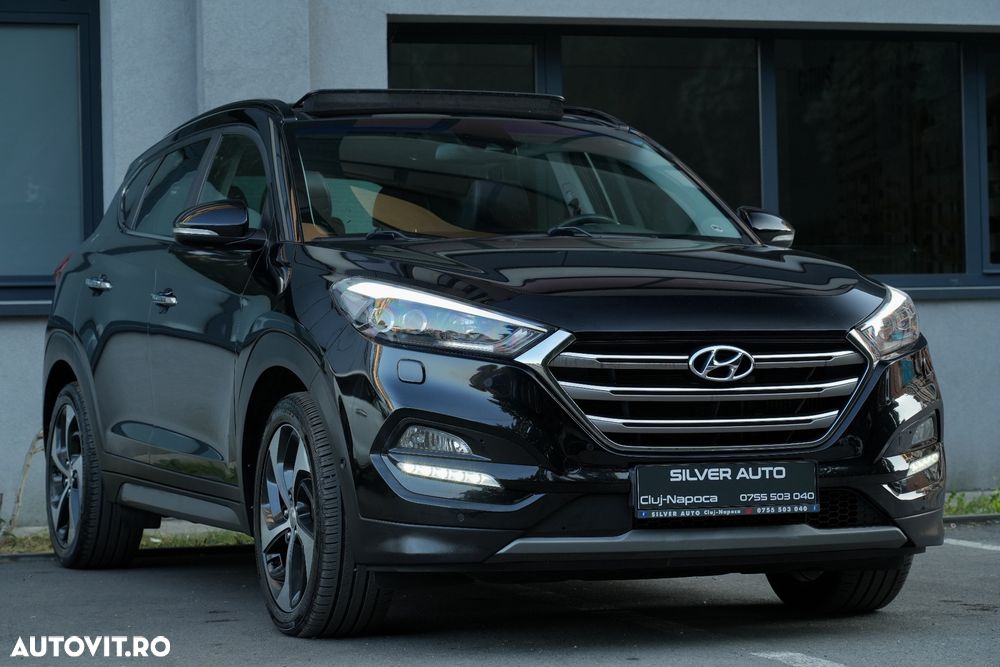 Hyundai Tucson 2.0 CRDI 4WD Automatik Premium - 31